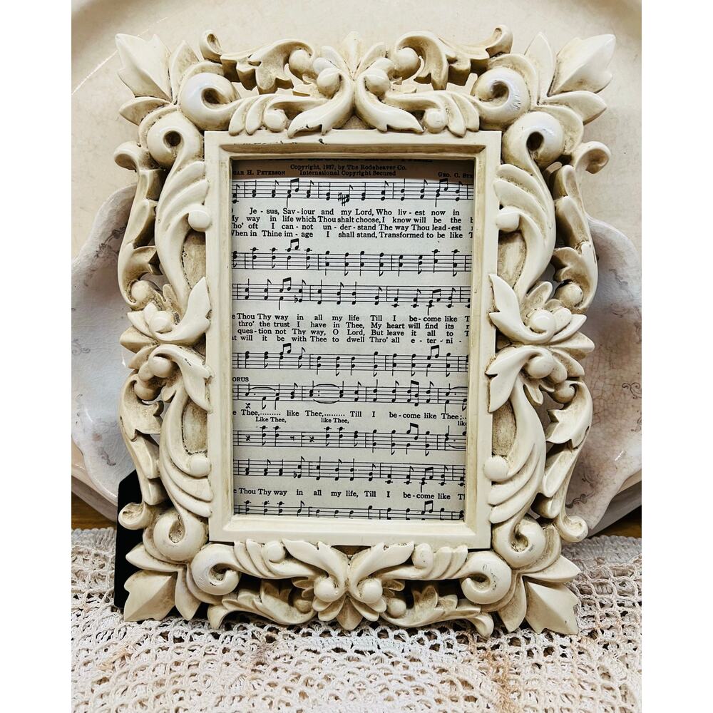 Ornate resin picture frame shabby chic